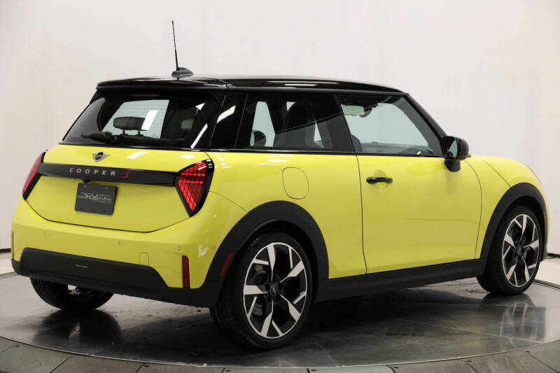 2025 MINI Hardtop 2 Door