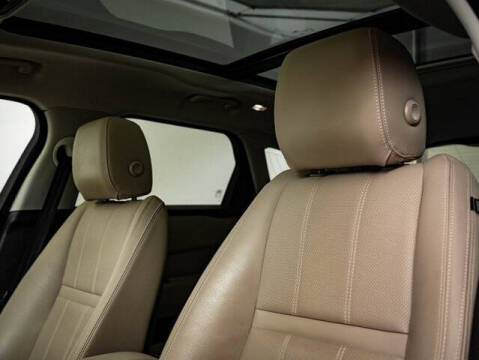 2022 Land Rover Range Rover Velar P250 R-Dynamic S