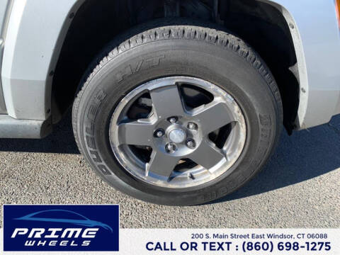 2007 Jeep Commander Sport