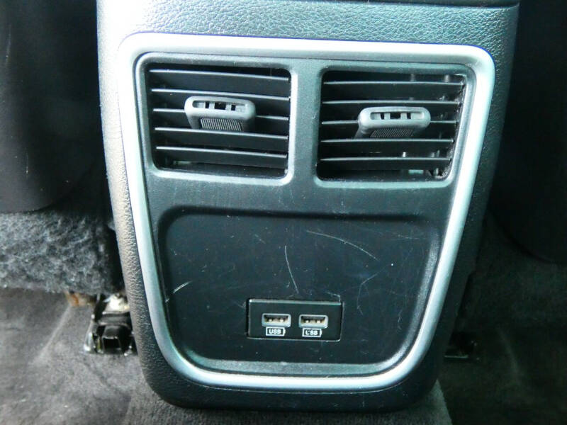 2017 Dodge Charger SXT