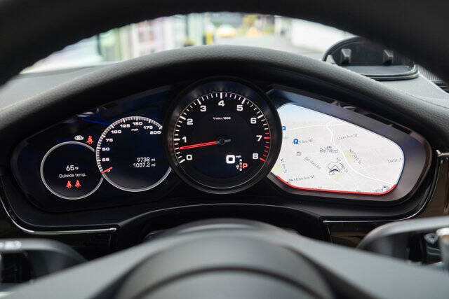 2022 Porsche Panamera 15