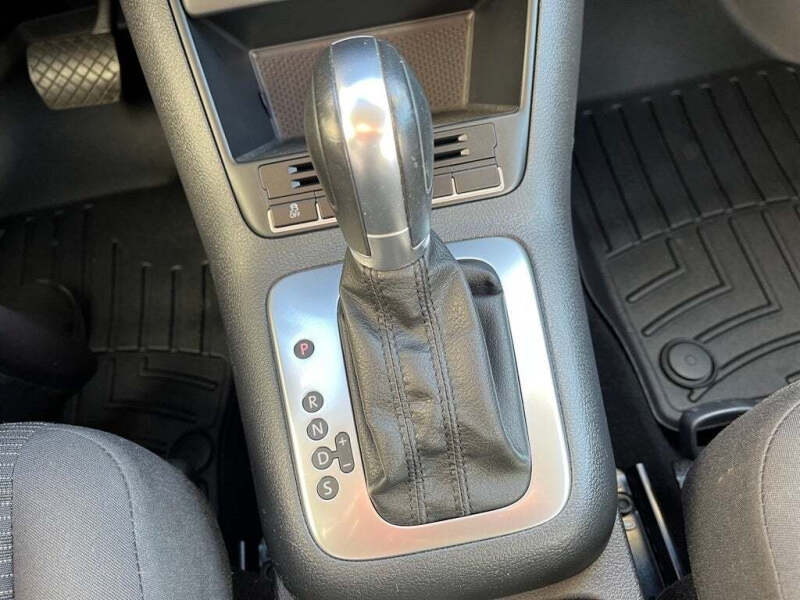 2015 Volkswagen Tiguan S