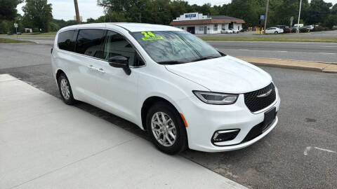 2024 Chrysler Pacifica Touring L