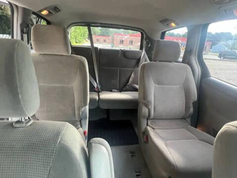 2004 Toyota Sienna