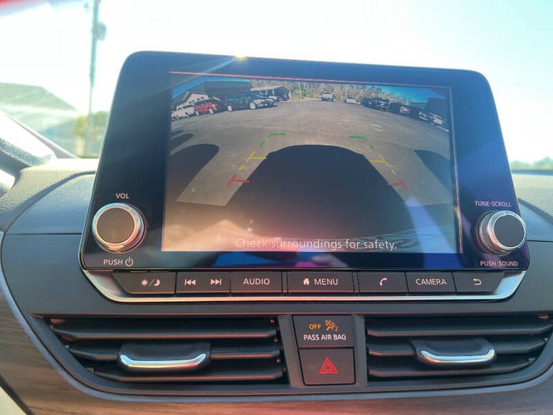 2024 Nissan Altima 2.5 SV