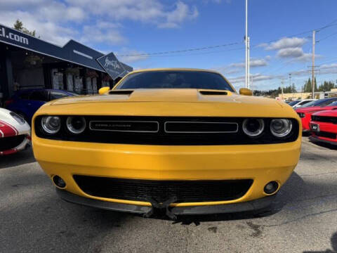 2018 Dodge Challenger SXT Plus