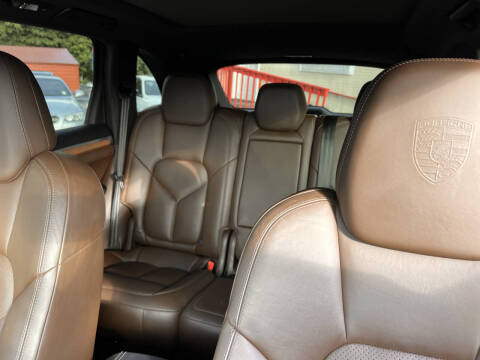 2017 Porsche Cayenne S