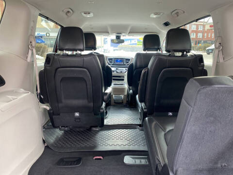 2019 Chrysler Pacifica Touring L