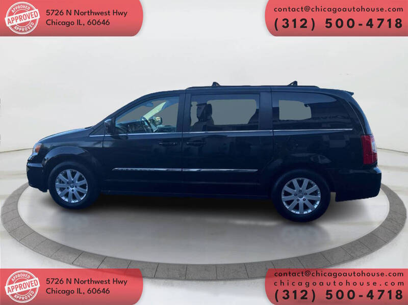 2016 Chrysler Town and Country Touring