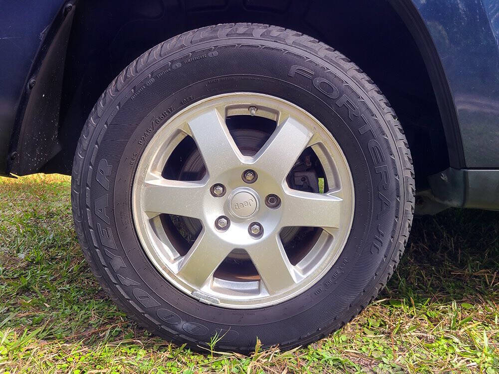 2009 Jeep Grand Cherokee for sale at Flagler Auto Center in Bunnell, FL