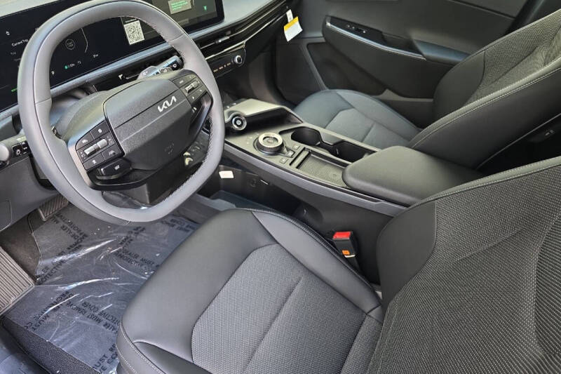 2025 Kia EV6 Light Long Range