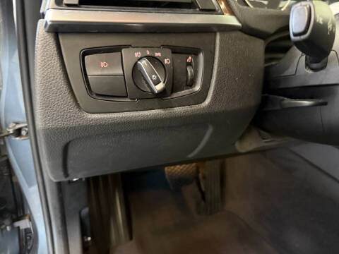 2014 BMW 3 Series 320i