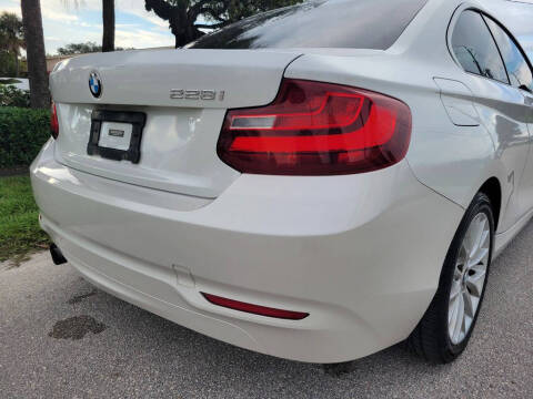 2015 BMW 2 Series 228i