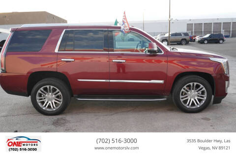 2016 Cadillac Escalade Standard