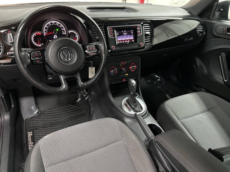 2018 Volkswagen Beetle 2.0T S