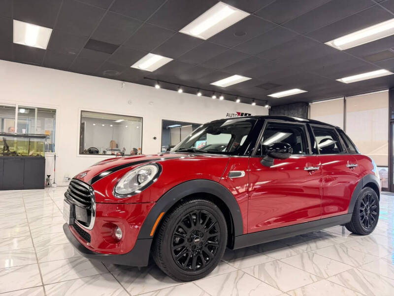 2017 MINI Hardtop 4 Door Cooper