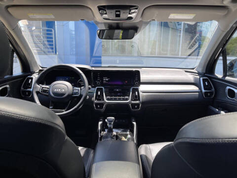2023 Kia Sorento SX