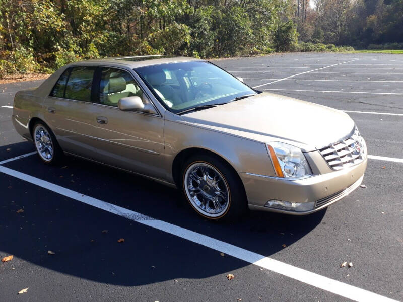 2006 Cadillac DTS for sale at JCW AUTO BROKERS in Douglasville GA