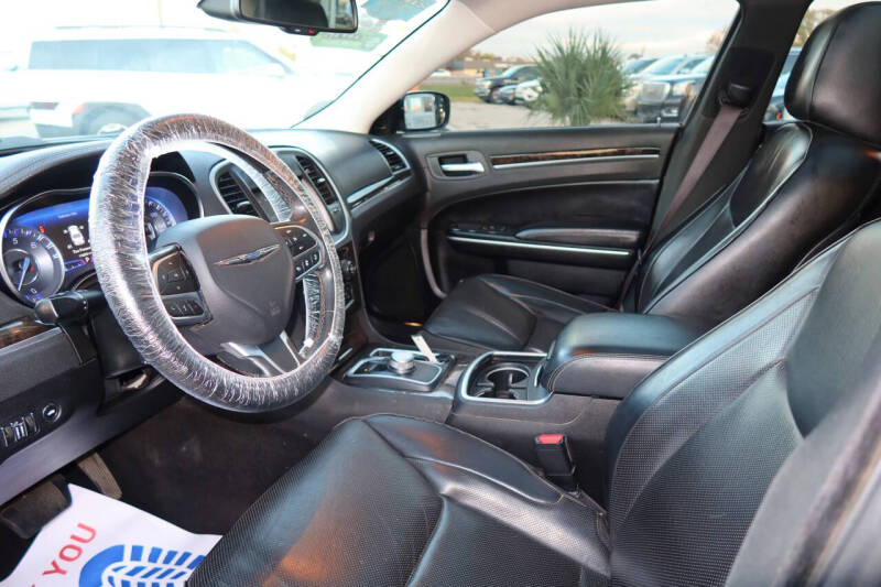 2019 Chrysler 300 Limited