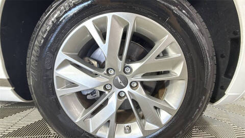 2022 Genesis GV70 2.5T Standard