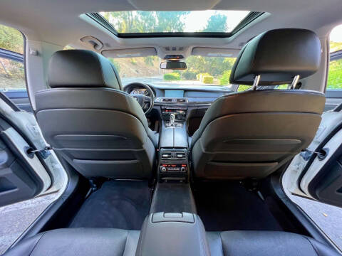 2012 BMW 7 Series 750Li