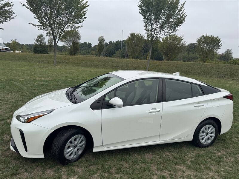 2019 Toyota Prius L Eco