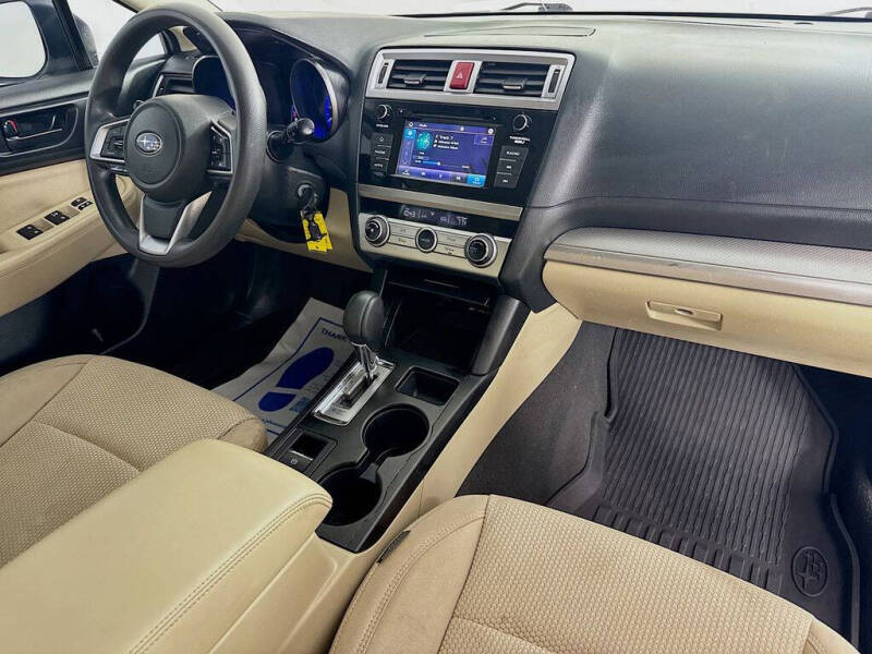 2019 Subaru Outback 2.5i