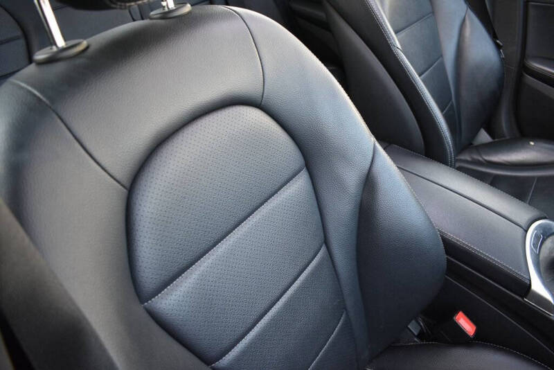 2016 Mercedes-Benz C-Class