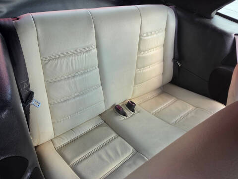 2000 Ford Mustang