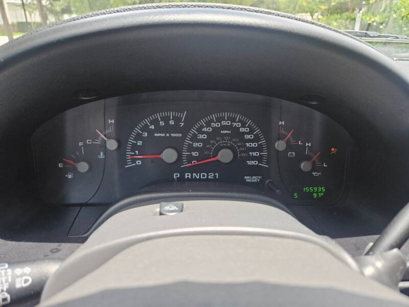 2003 Ford Expedition XLT