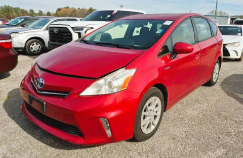 2013 Toyota Prius v Two