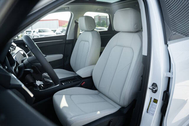 2025 Audi Q3 quattro S line Premium 45 TFSI