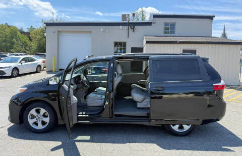 2018 Toyota Sienna