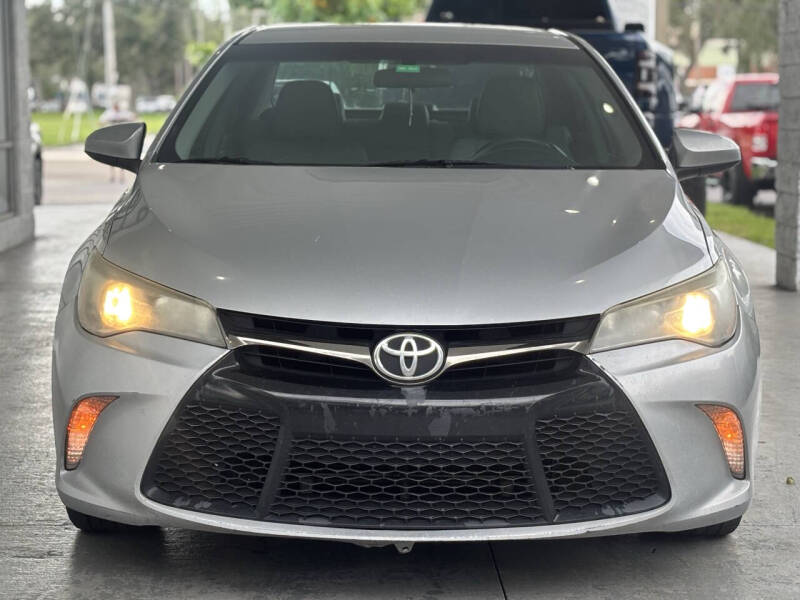2015 Toyota Camry SE