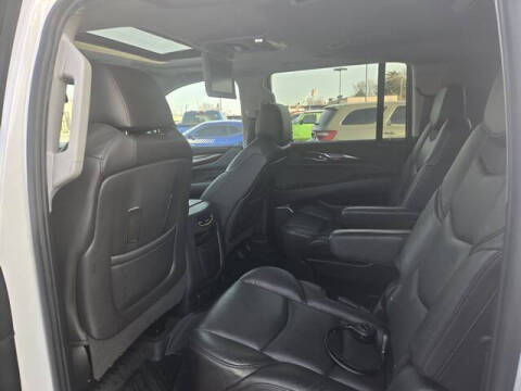 2020 Cadillac Escalade ESV Luxury