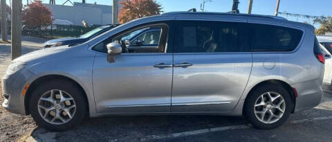 2018 Chrysler Pacifica Touring L Plus