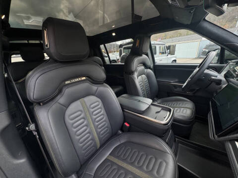 2024 Rivian R1S Launch Edition