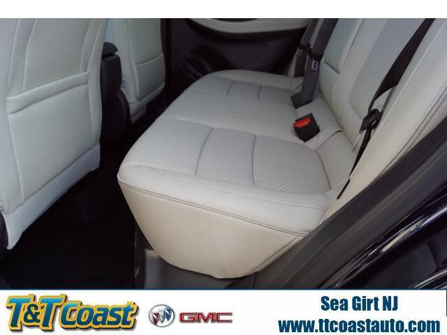 2021 Buick Encore GX Essence