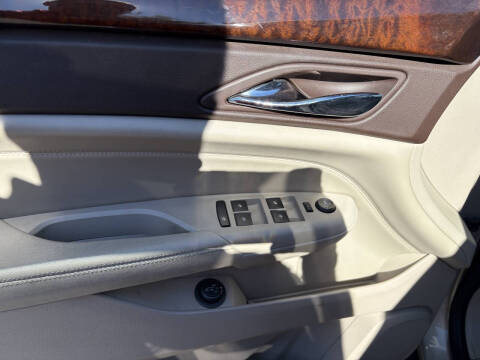 2011 Cadillac SRX Luxury Collection