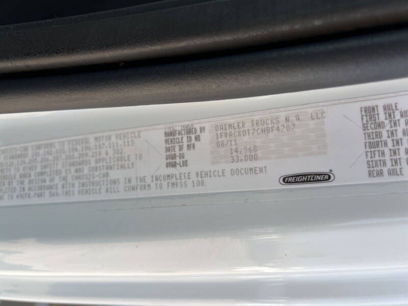 2012 Freightliner M2 106