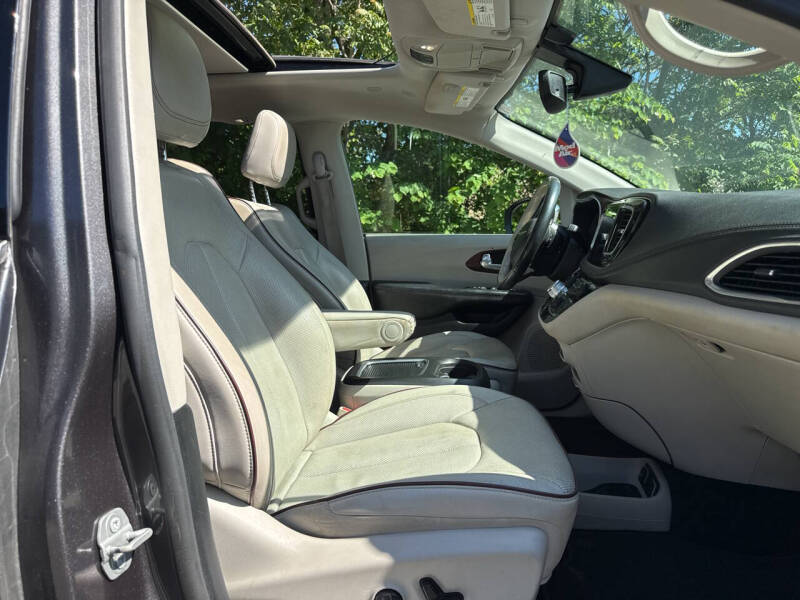 2020 Chrysler Pacifica Limited