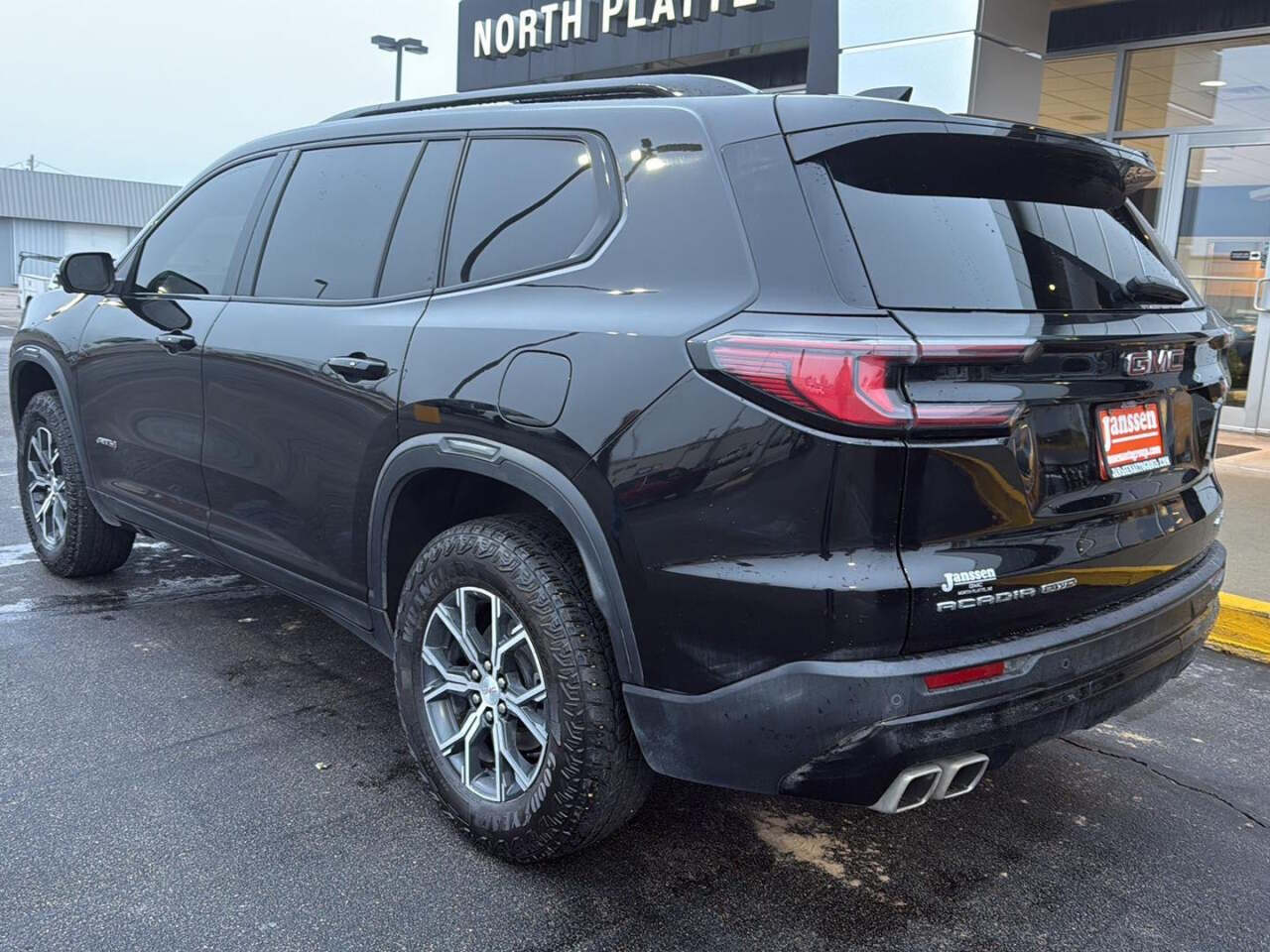 2024-gmc-acadia-at4-4x4-4dr-suv.jpg