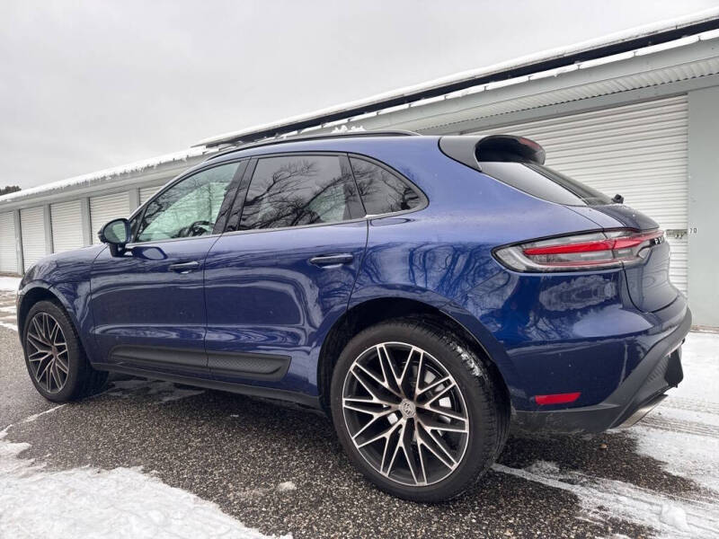 2025 Porsche Macan