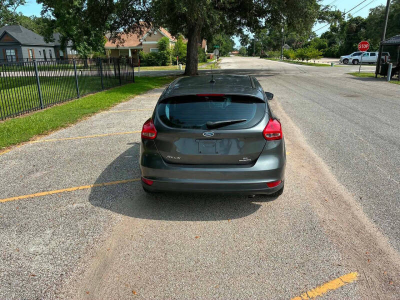 2016 Ford Focus SE
