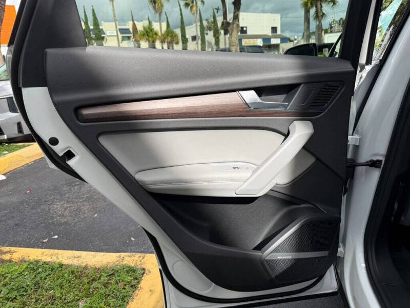 2022 Audi Q5 quattro S line Prem Plus 45 TFSI