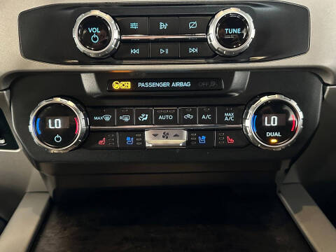 2022 Ford F-350 Super Duty Lariat