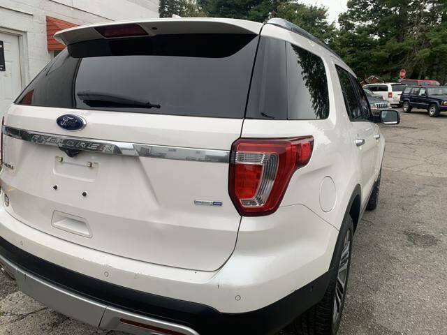 2017 Ford Explorer Platinum