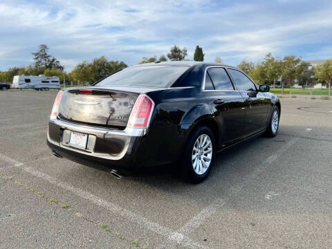 2012 Chrysler 300
