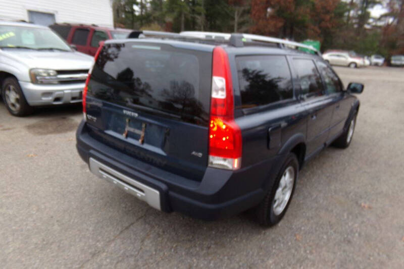 2005 Volvo XC70