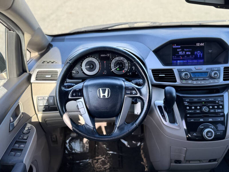 2012 Honda Odyssey EX-L w/DVD